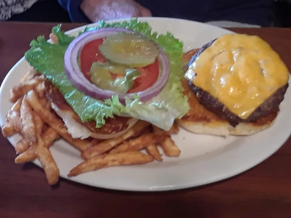Cheeseburgers with Fries
