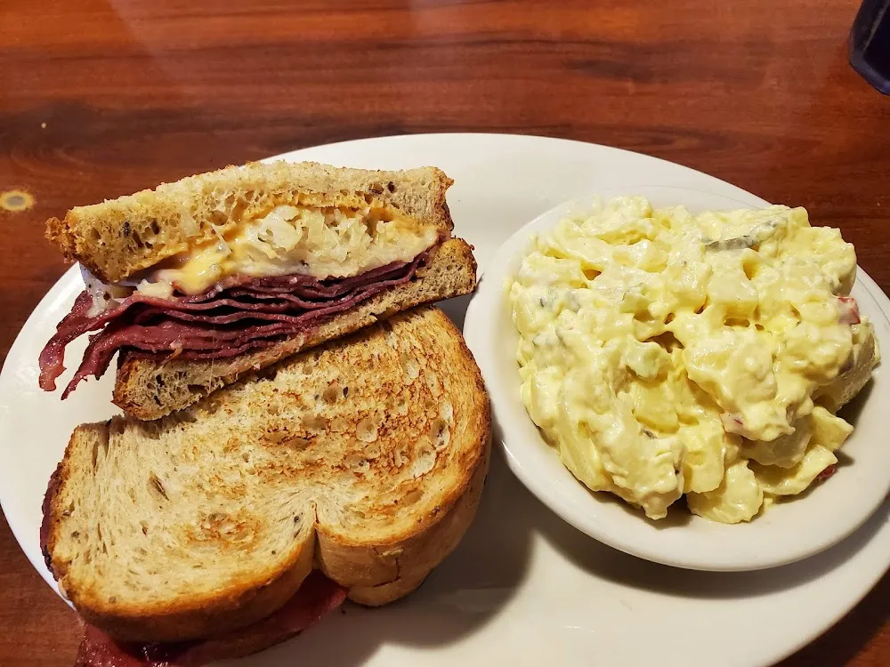 Corned Beef Reuben Sandwich